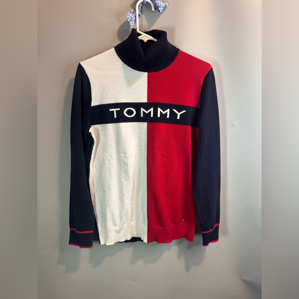 Tommy Hilfiger LongSleeve Colorbloked Turtleneck Sweater Logo Spell Out Preppy L
